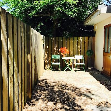 Apartment With Own Entrance & Terrace On West Hill Hastings Luaran gambar